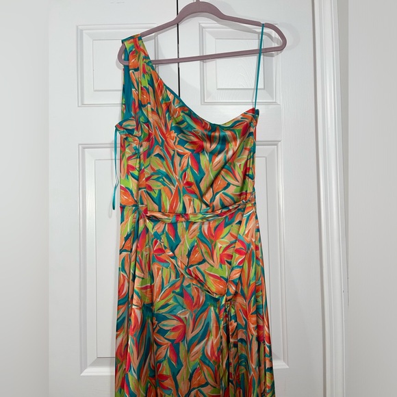 Nicole Miller Dresses & Skirts - Nicole Miller One Shoulder Dress